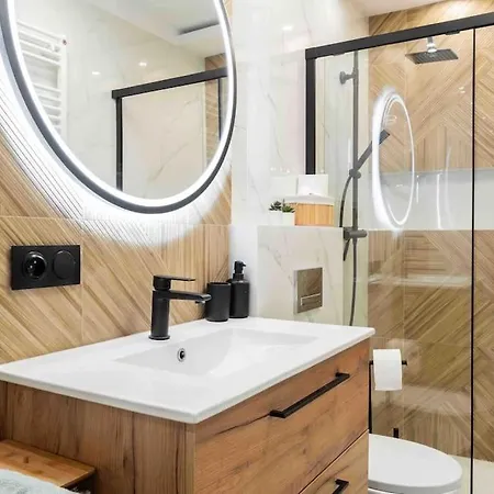 Ochota District By Vaya Varsó