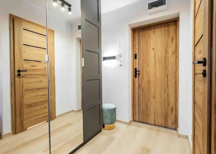 Ochota District By Vaya وارسو