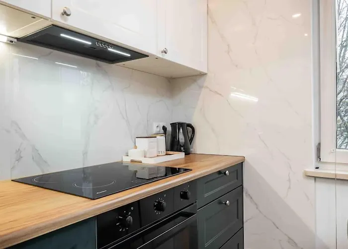 Ochota District By Vaya * وارسو